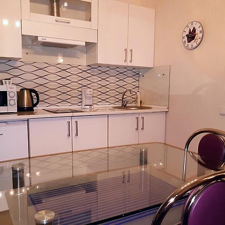 Sobornaya Art-Deco Style Apartment นิโกลาเยฟ ภายนอก รูปภาพ
