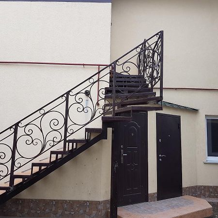 Sobornaya Art-Deco Style Apartment นิโกลาเยฟ ภายนอก รูปภาพ